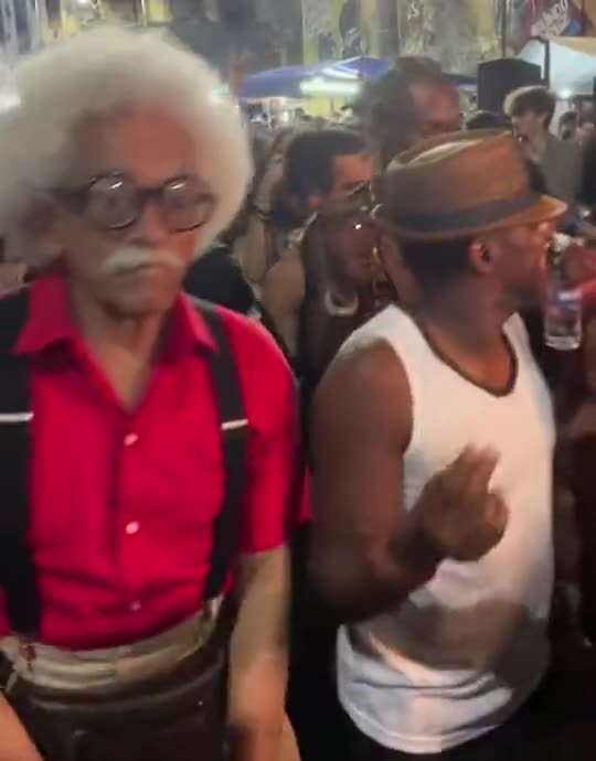 Charme Dance AI: Dance in a Rio Street Party From One Photo — AI meme template preview