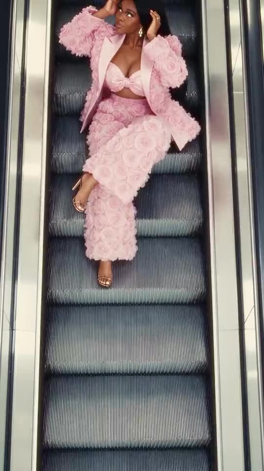 Escalator Outfit Change AI: A New Look With Every Ride — AI meme template preview
