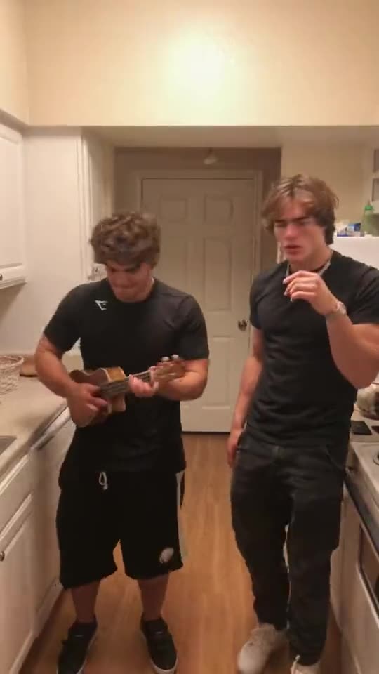 Fredo Bang Oouuh AI Trend: Put the Two of You in the Kitchen — AI meme template preview